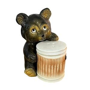 Vintage Japan Bear Salt & Pepper Shaker Set – Kitsch Cabin Lodge Decor